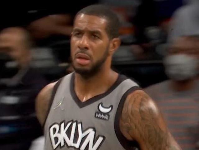 他在走向替 他在走向替